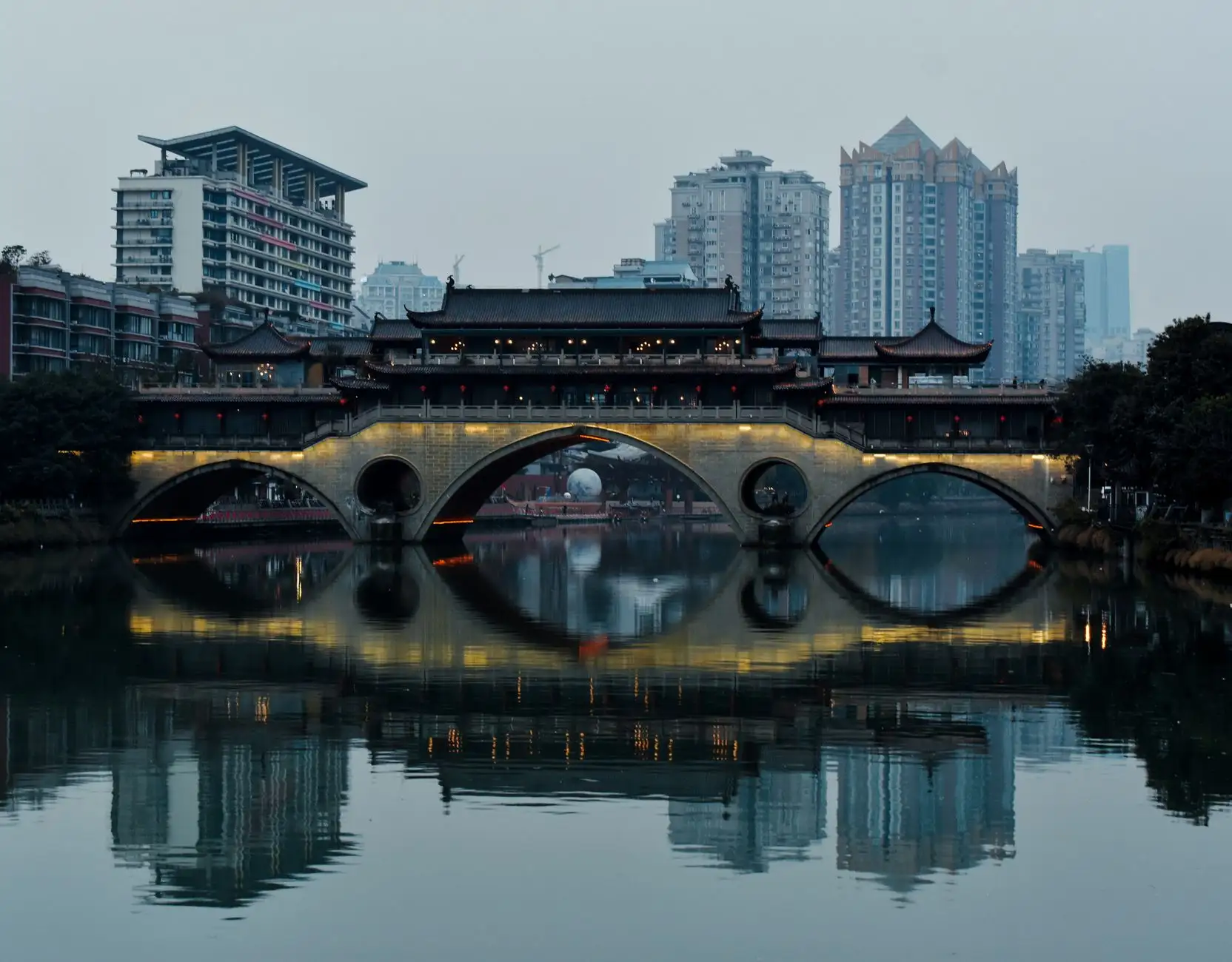 商业建筑智能照明控制模块选型要点与技术参数对比分析