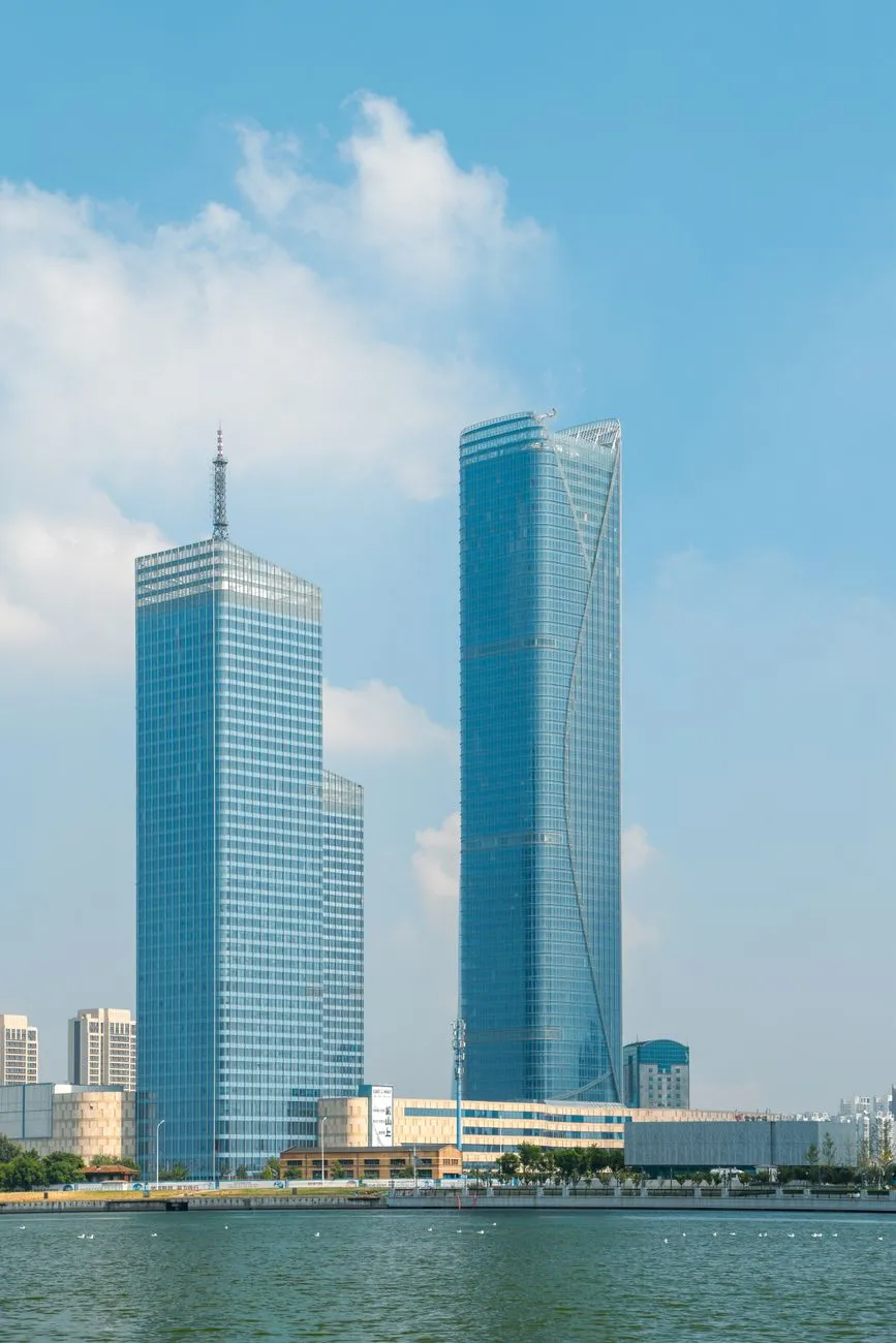 智能照明控制模块与空调温控器联动方案对建筑节能的优化效果