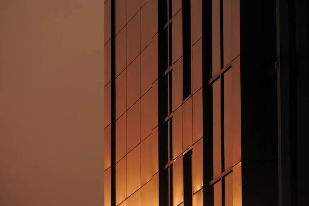 上海及长三角楼宇自控设备趋势：场景面板与智能照明模块集成实践