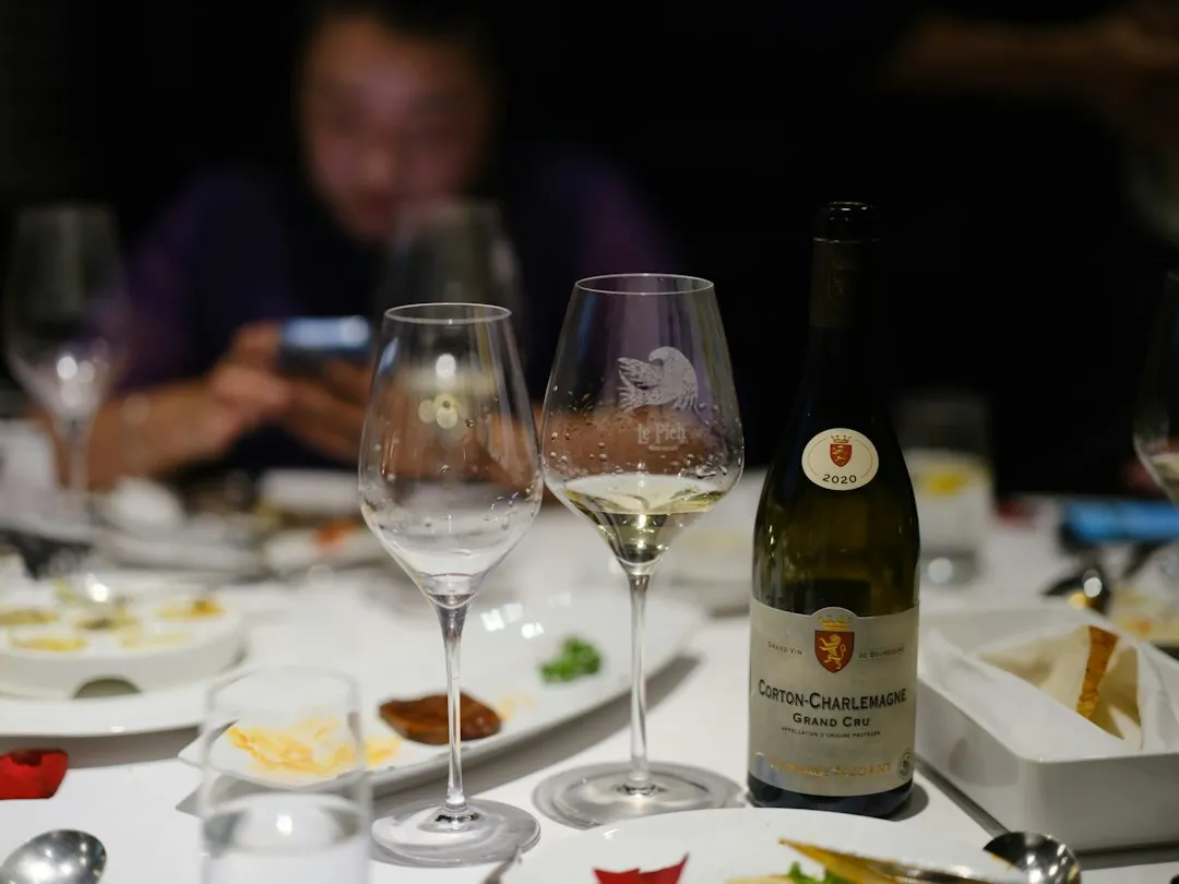 上海悦飞溪智能照明控制模块在商业办公场景中的选型与配置方案